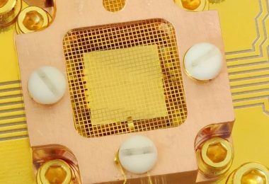 Portada de la noticia: Expertos internacionales debaten en Granada sobre las trampas de iones.